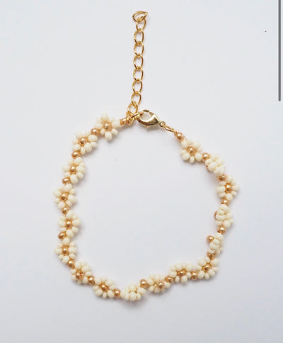 Daisy Chain Bracelet